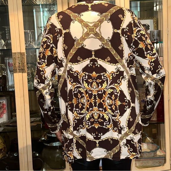 Ladies blouse - Picture 2 of 5